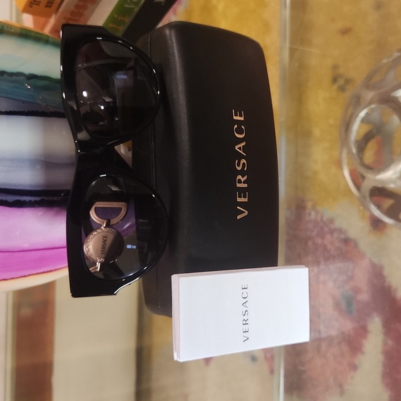 Versace Sunglasses - Picture 3 of 8